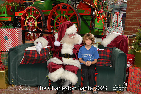 TheCharlestonSanta-12-9-23-1769