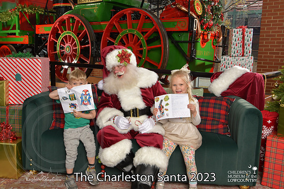 TheCharlestonSanta-12-9-23-1781
