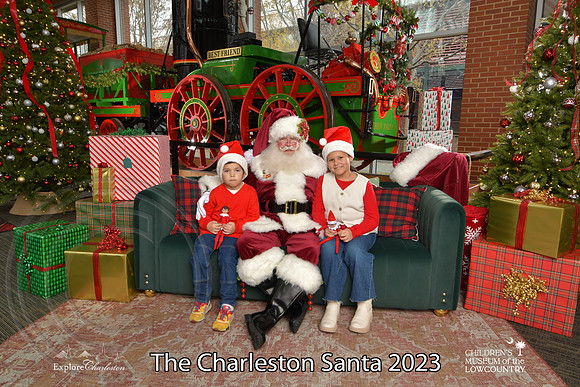 TheCharlestonSanta-12-9-23-1793