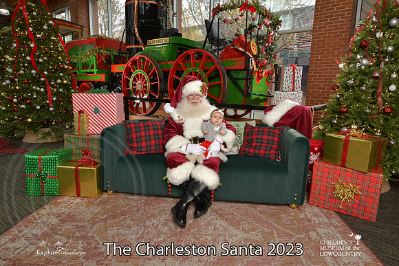 TheCharlestonSanta-12-9-23-1801