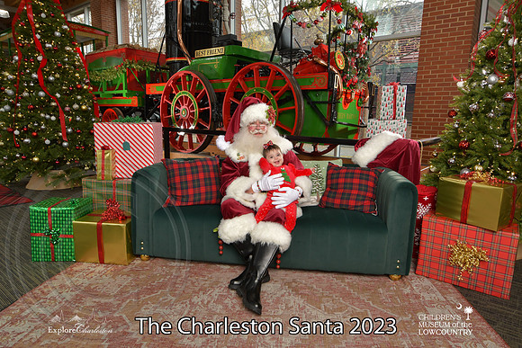TheCharlestonSanta-12-9-23-1808