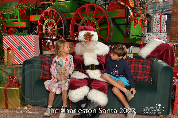 TheCharlestonSanta-12-9-23-1814