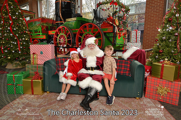 TheCharlestonSanta-12-9-23-1821