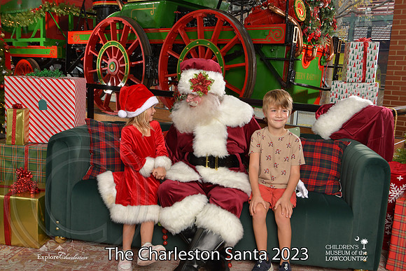 TheCharlestonSanta-12-9-23-1826