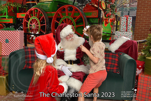 TheCharlestonSanta-12-9-23-1829