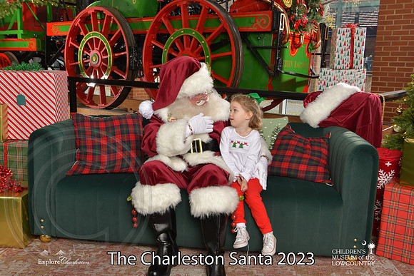 TheCharlestonSanta-12-9-23-1872