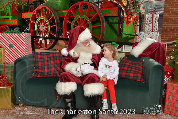 TheCharlestonSanta-12-9-23-1873