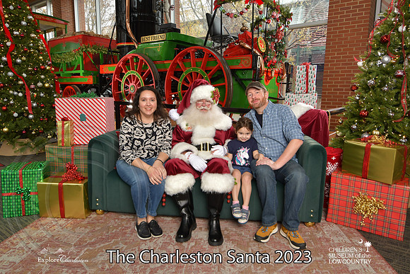 TheCharlestonSanta-12-9-23-1889