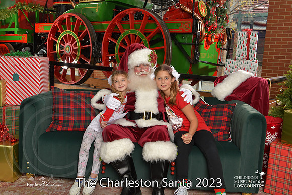 TheCharlestonSanta-12-9-23-1906