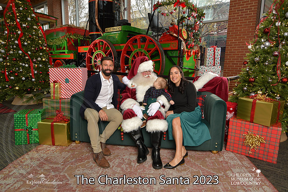TheCharlestonSanta-12-9-23-1924
