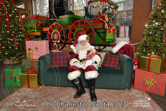 TheCharlestonSanta-12-9-23-1925