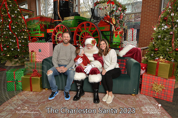 TheCharlestonSanta-12-9-23-1930
