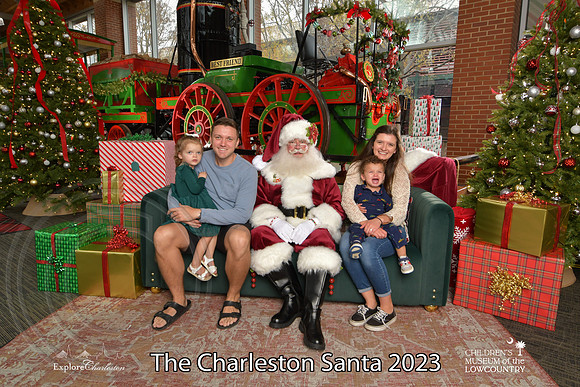 TheCharlestonSanta-12-9-23-1934