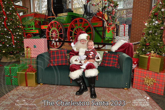 TheCharlestonSanta-12-9-23-1935