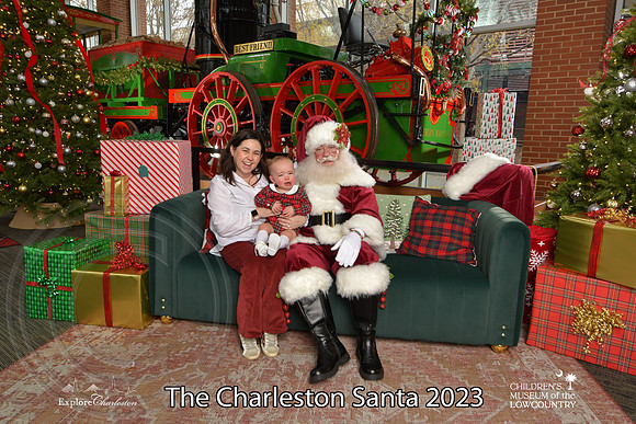 TheCharlestonSanta-12-9-23-1937