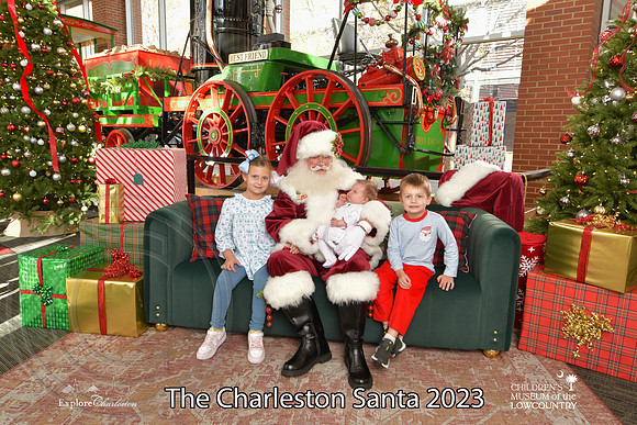 TheCharlestonSanta-12-9-23-1947
