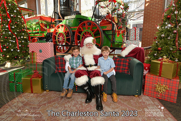 TheCharlestonSanta-12-9-23-1953
