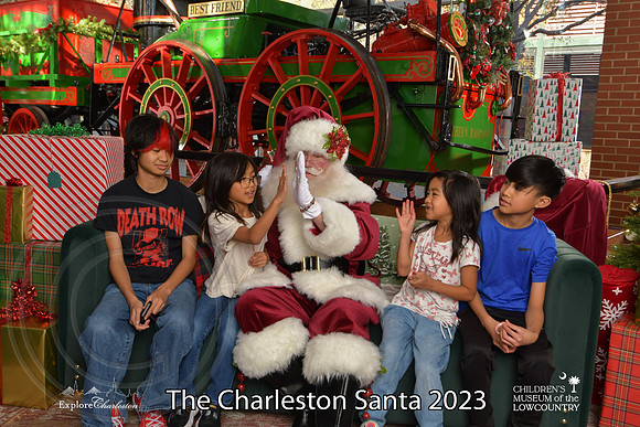 TheCharlestonSanta-12-9-23-1969