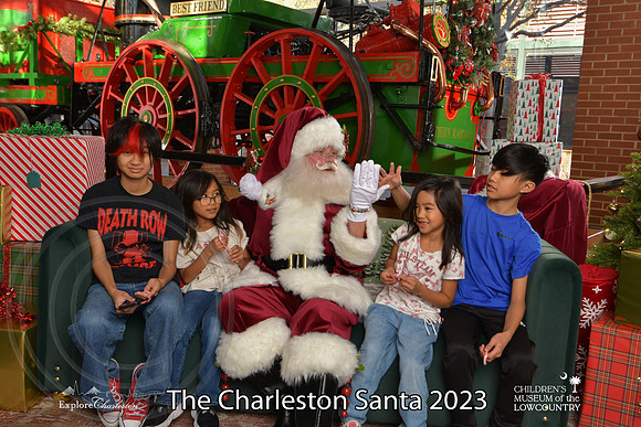 TheCharlestonSanta-12-9-23-1971