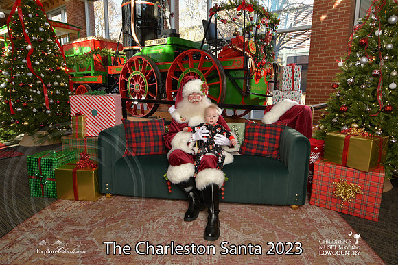 TheCharlestonSanta-12-9-23-1987