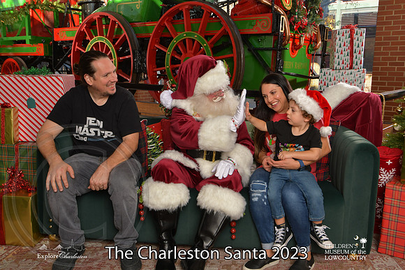 TheCharlestonSanta-12-9-23-1999