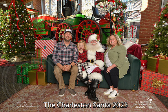 TheCharlestonSanta-12-9-23-2009
