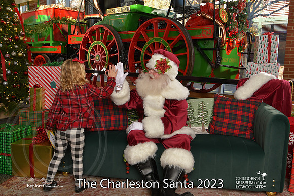 TheCharlestonSanta-12-9-23-2012
