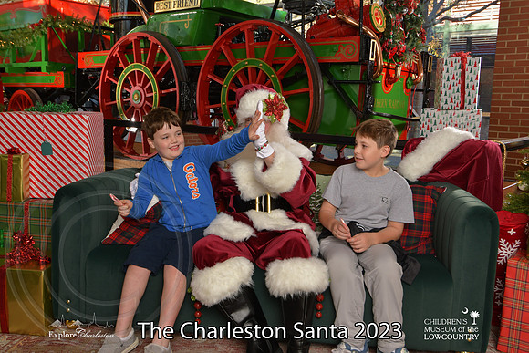 TheCharlestonSanta-12-9-23-2036