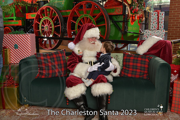 TheCharlestonSanta-12-9-23-2040