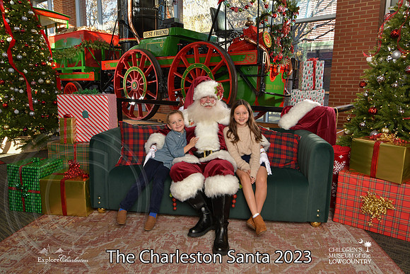 TheCharlestonSanta-12-9-23-2047