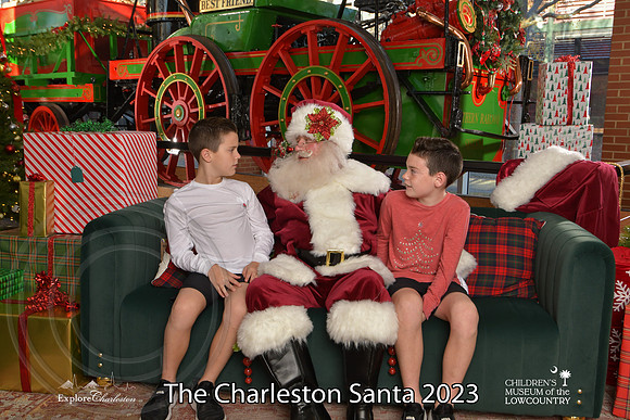 TheCharlestonSanta-12-9-23-2064