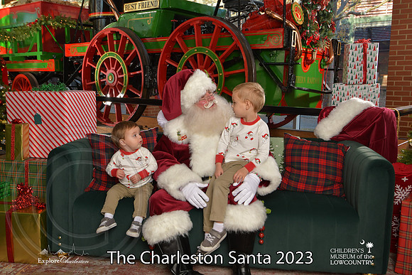TheCharlestonSanta-12-9-23-2071