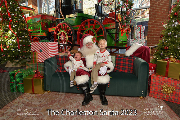 TheCharlestonSanta-12-9-23-2072