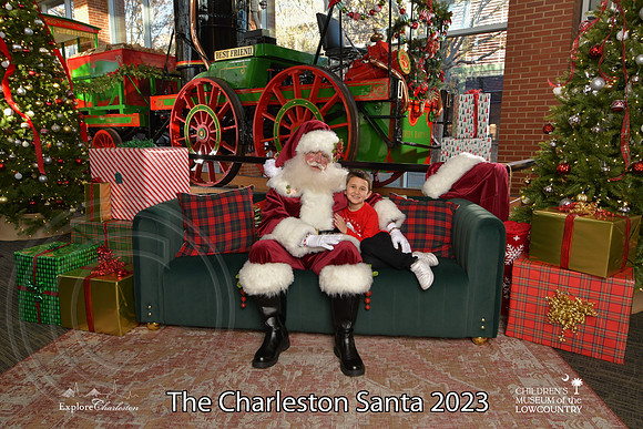 TheCharlestonSanta-12-9-23-2085