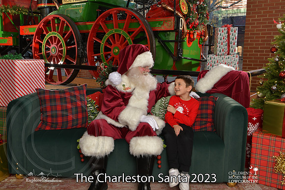 TheCharlestonSanta-12-9-23-2088