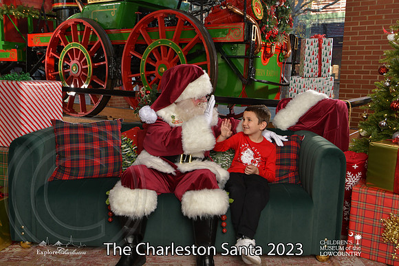 TheCharlestonSanta-12-9-23-2089