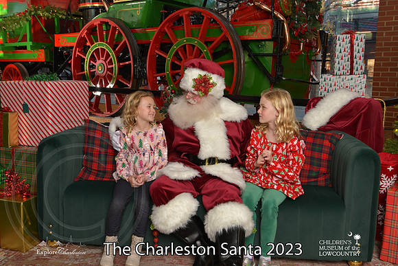 TheCharlestonSanta-12-9-23-2107