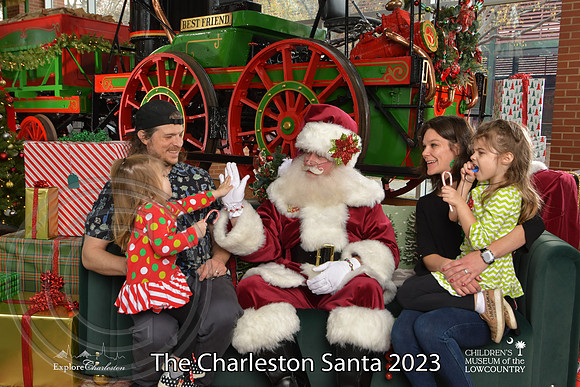 TheCharlestonSanta-12-10-23-2116