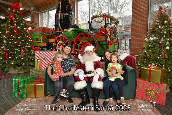 TheCharlestonSanta-12-10-23-2114