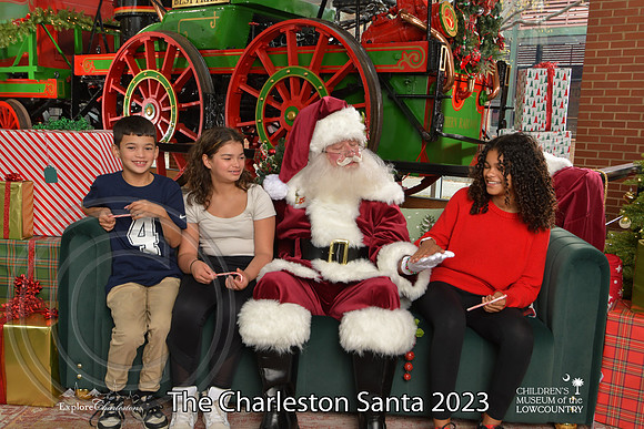 TheCharlestonSanta-12-10-23-2123