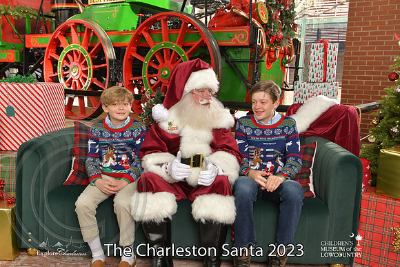 TheCharlestonSanta-12-10-23-2134