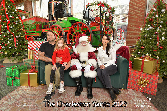 TheCharlestonSanta-12-10-23-2138