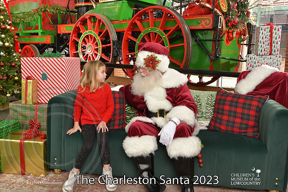TheCharlestonSanta-12-10-23-2139