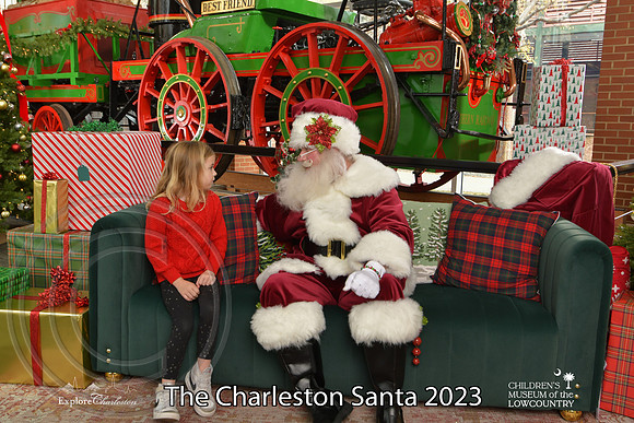 TheCharlestonSanta-12-10-23-2140