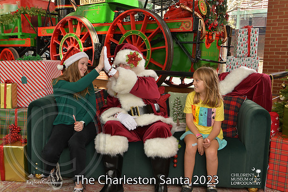 TheCharlestonSanta-12-10-23-2150
