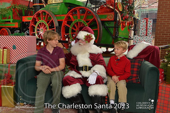 TheCharlestonSanta-12-10-23-2157