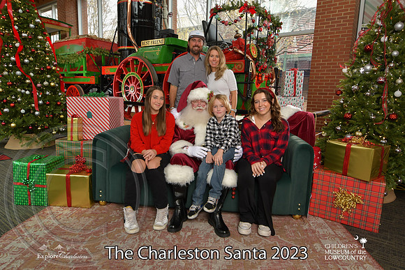 TheCharlestonSanta-12-10-23-2163