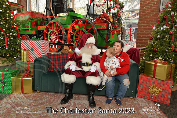 TheCharlestonSanta-12-10-23-2169