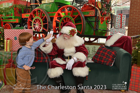 TheCharlestonSanta-12-10-23-2176
