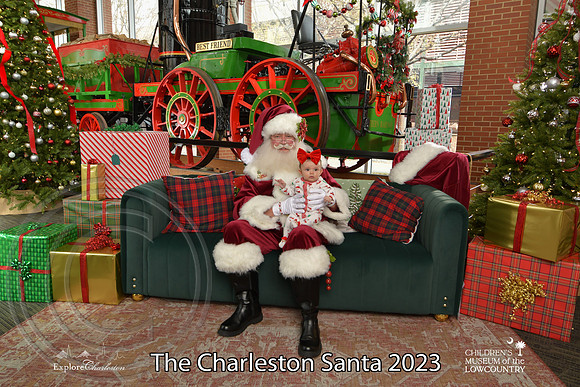 TheCharlestonSanta-12-10-23-2185